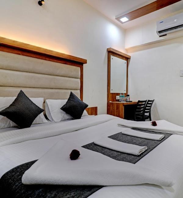 Sun Inn Residency , Νάβι Μουμπάι Εξωτερικό φωτογραφία
